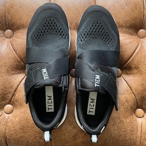 Tiem slipstream cycling spin shoes size 8.5